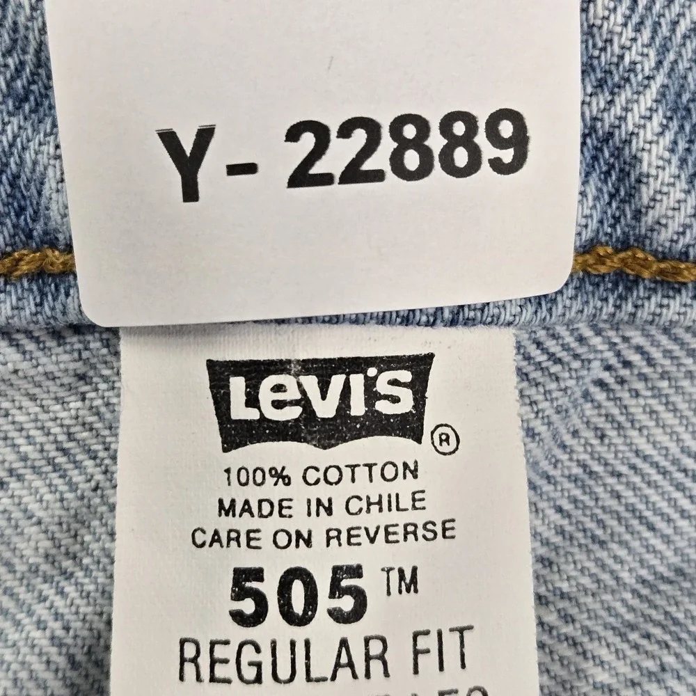 VINTAGE Levi's‎ 505 Men Jeans 38X32 Light Blue Denim Straight Fit Button 31